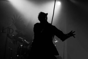 Cold Snap u Tvornici: „Skačite kao da niste skakali 20 godina!“