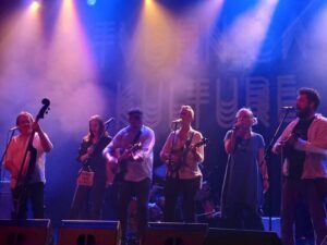 Cinkuši u Tvornici kulture – Nije teško našu ljubav tajiti